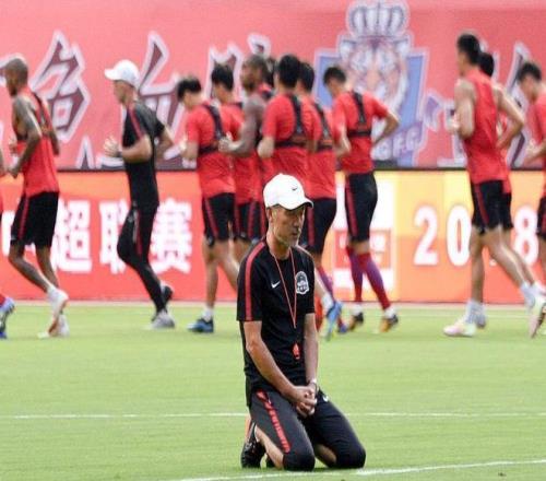 萨沃纳大腿,二头肌受伤,尤文预计他,盛世娱乐,盛世娱乐官网,盛世娱乐官网玩家首选