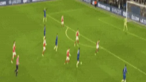 马莱莱热身赛表现引关注，申花队内实力对比或是关键因素？